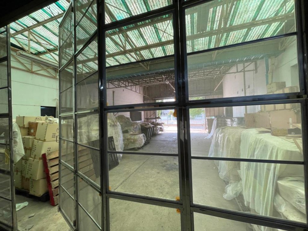 ให้เช่าโรงงานอยุธยา : โรงงาน สำนักงานและ โกดัง พื้นที่ประมาณ 2,429ตรม. ให้เช่า ในสวนอุตสาหกรรมโรจนะ อยุธยา โซน A