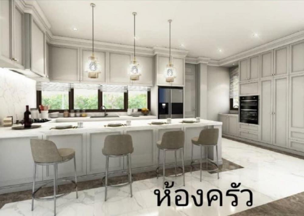 For SaleHouseSapankwai,Jatujak : 📢👇Inthamara house for sale with swimming pool and elevator, consisting of golden teak throughout, solar cell installed, convenient travel on many routes, both Phahon Yothin and Vibhavadi.