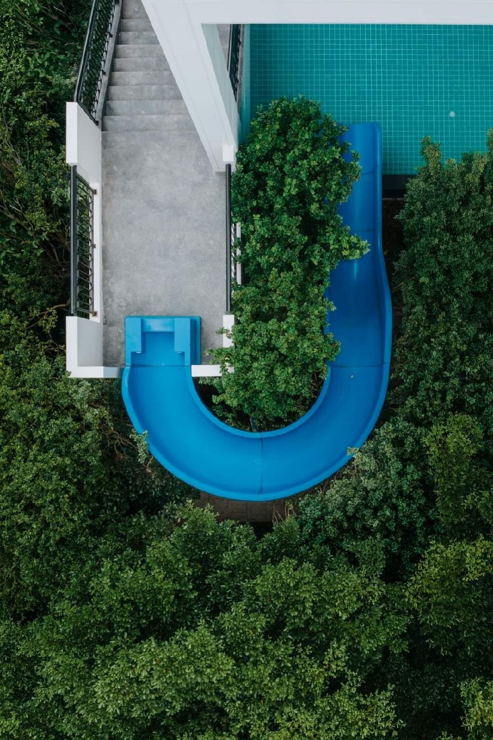 ขายบ้านเลียบทางด่วนรามอินทรา : 🔥คฤหาสน์หรู เลียบด่วนเอกมัยรามอินทรา 180 ล้าน