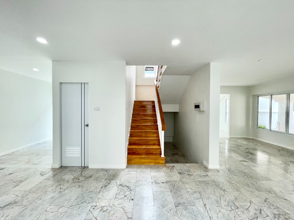 ขายบ้านภูเก็ต : บ้านเดี่ยวใกล้โรงเรียน โซนฉลอง, ภูเก็ต / สภาพใหม่