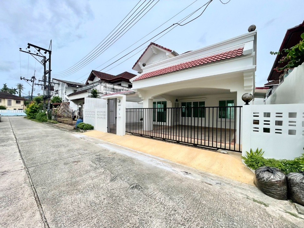 ขายบ้านภูเก็ต : บ้านเดี่ยวใกล้โรงเรียน โซนฉลอง, ภูเก็ต / สภาพใหม่
