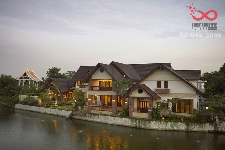 For SaleHouseSamut Prakan,Samrong : Luxury house for sale next to the lake, Windmill Park Village, area 382 square meters, Bangna-Trad Road.
