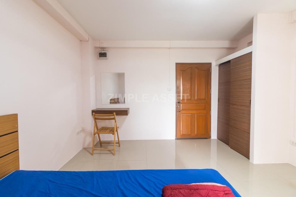 ให้เช่าโชคชัย4 ลาดพร้าว71 : Line@zimple_asset อพาร์ทเมนท์ ในซอยสังคมสงเคราะห์ ห่างจากรถไฟฟ้าสถานีลาดพร้าว71 เพียง 5 นาที มีที่จอดรถฟรี! ใกล้โฮมโปร เอกมัย-รามอินทรา โลตัสรามอินทรา และเซ็นทรัลอีสต์วิลล์