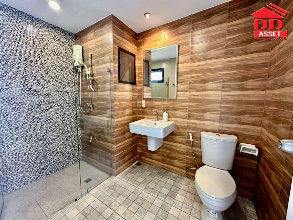 ขายคอนโดวิภาวดี ดอนเมือง หลักสี่ : ขายคอนโด เดอะ บริลล์ คอนโด วิภาวดี60 (The Brill Condo Vibhavadi60) ใกล้รถไฟฟ้า 2 สาย และเซ็นทรัลลาดพร้าว รหัส C8136