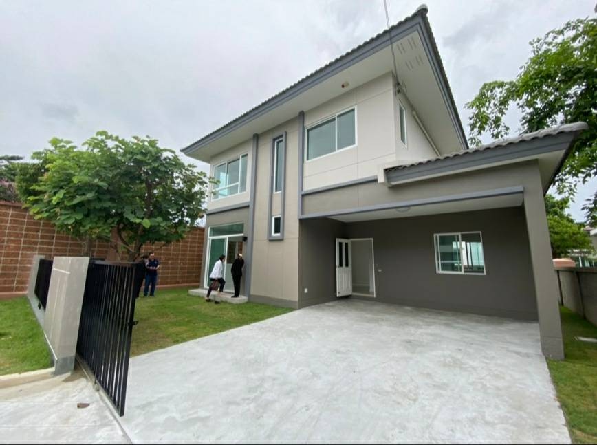 For SaleHousePathum Thani,Rangsit, Thammasat : Single house for sale, Casa Ville Rangsit-Khlong Song, area 56.6 sq m, usable area 128 sq m, 3 bedrooms, 3 bathrooms, parking for 2 cars, price 5.5 million baht.