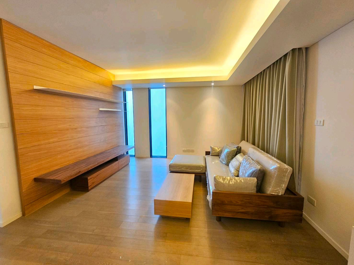 For SaleCondoSukhumvit, Asoke, Thonglor : New room, never lived in, for sale, 2 bedrooms, 2 bathrooms, Sukhumvit 61 mode.