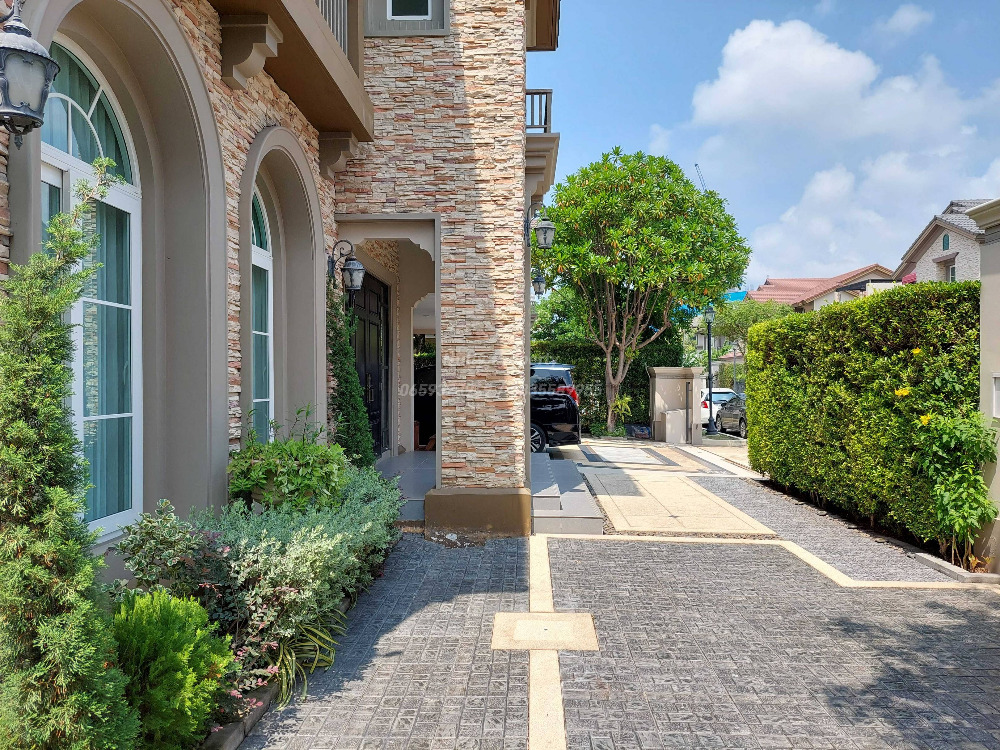 ขายบ้านบางนา แบริ่ง ลาซาล : โครงการนันทวัน บางนา กม.7 ตกแต่งสุดหรู เฟอร์นิเจอร์ครบ พร้อมเข้าอยู่