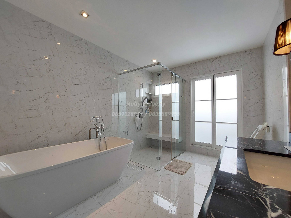 ขายบ้านบางนา แบริ่ง ลาซาล : โครงการนันทวัน บางนา กม.7 ตกแต่งสุดหรู เฟอร์นิเจอร์ครบ พร้อมเข้าอยู่