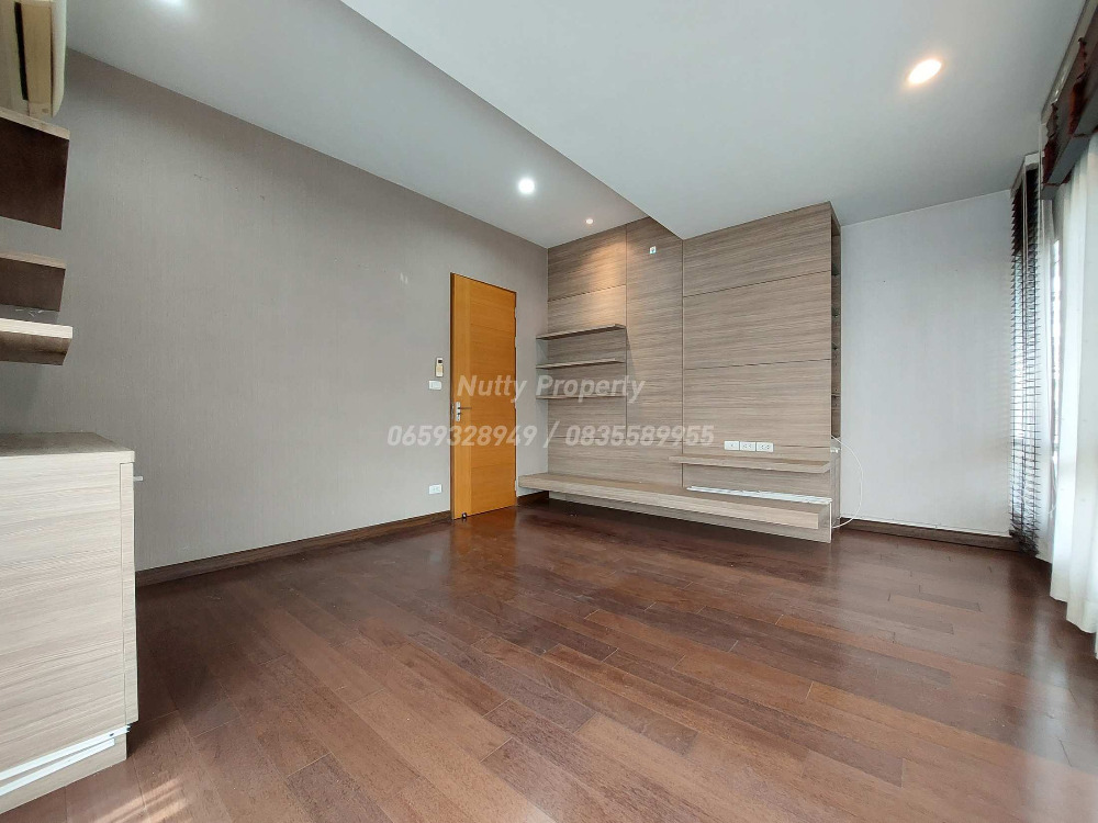 ขายบ้านลาดพร้าว เซ็นทรัลลาดพร้าว : ขาย-เช่า บ้านเดี่ยวใจกลางลาดพร้าว The Gallery House 1 เข้า-ออกได้หลายเส้นทาง ลาดพร้าว รัชดา และถนนพหลโยธิน และรถไฟฟ้า 3 สถานี 