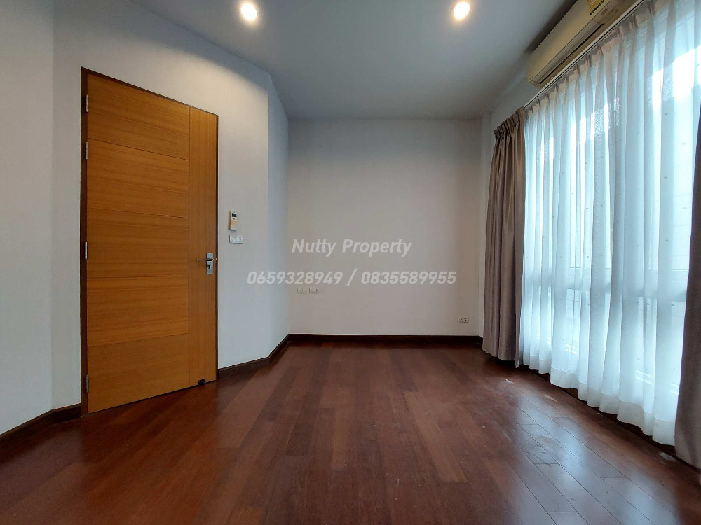 ขายบ้านลาดพร้าว เซ็นทรัลลาดพร้าว : ขาย-เช่า บ้านเดี่ยวใจกลางลาดพร้าว The Gallery House 1 เข้า-ออกได้หลายเส้นทาง ลาดพร้าว รัชดา และถนนพหลโยธิน และรถไฟฟ้า 3 สถานี 