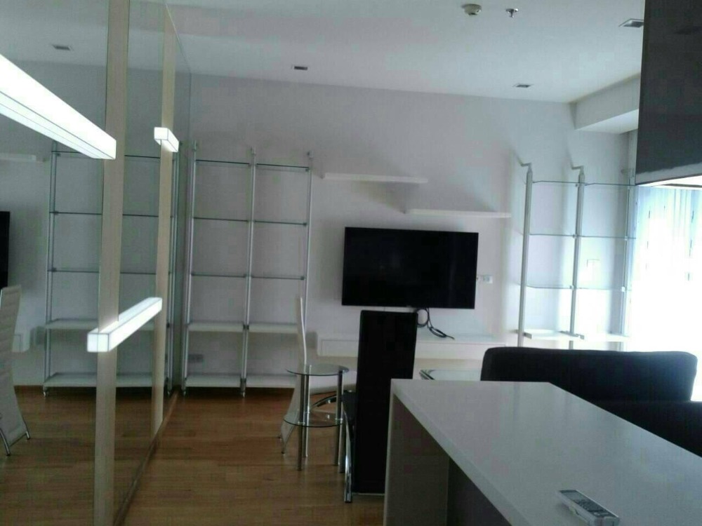 ขายคอนโดนานา : ขายคอนโด Hyde sukhumvit 13 1 bed (S03-1729)