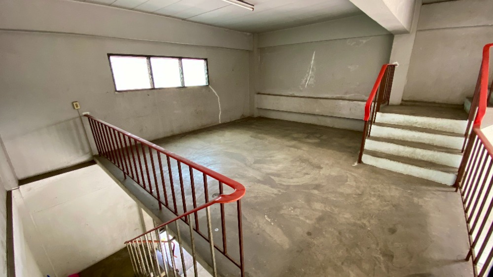 ขายอาคารพาณิชย์ปทุมธานี รังสิต ธรรมศาสตร์ : ขายถูก อาคารพาณิชย์ 3.5 ชั้น หลังมุม รังสิต-ปทุมธานี 15 ใกล้แหล่งชุมชน เหมาะมาก อยู่อาศัย+ค้าขาย+สำนักงาน