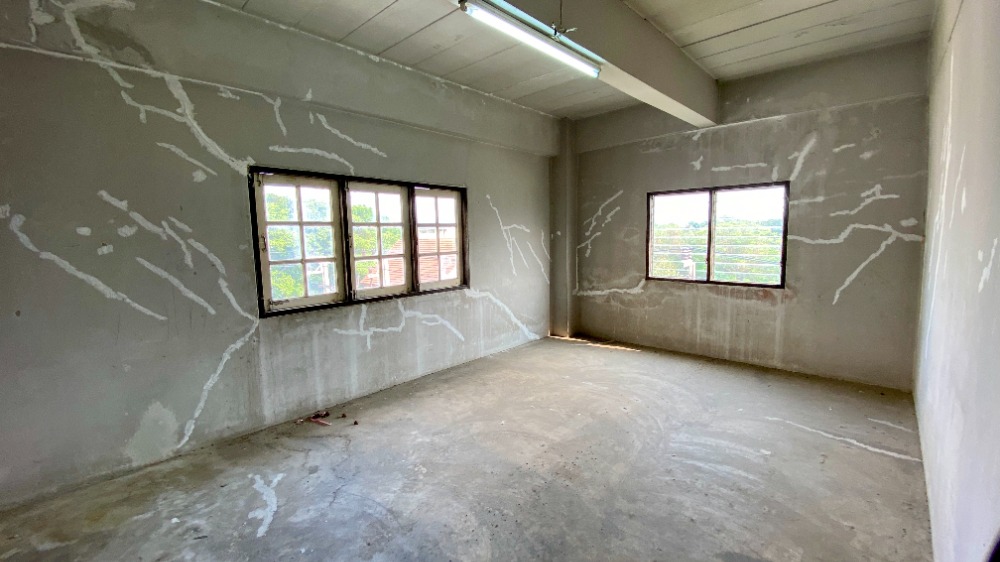 ขายอาคารพาณิชย์ปทุมธานี รังสิต ธรรมศาสตร์ : ขายถูก อาคารพาณิชย์ 3.5 ชั้น หลังมุม รังสิต-ปทุมธานี 15 ใกล้แหล่งชุมชน เหมาะมาก อยู่อาศัย+ค้าขาย+สำนักงาน