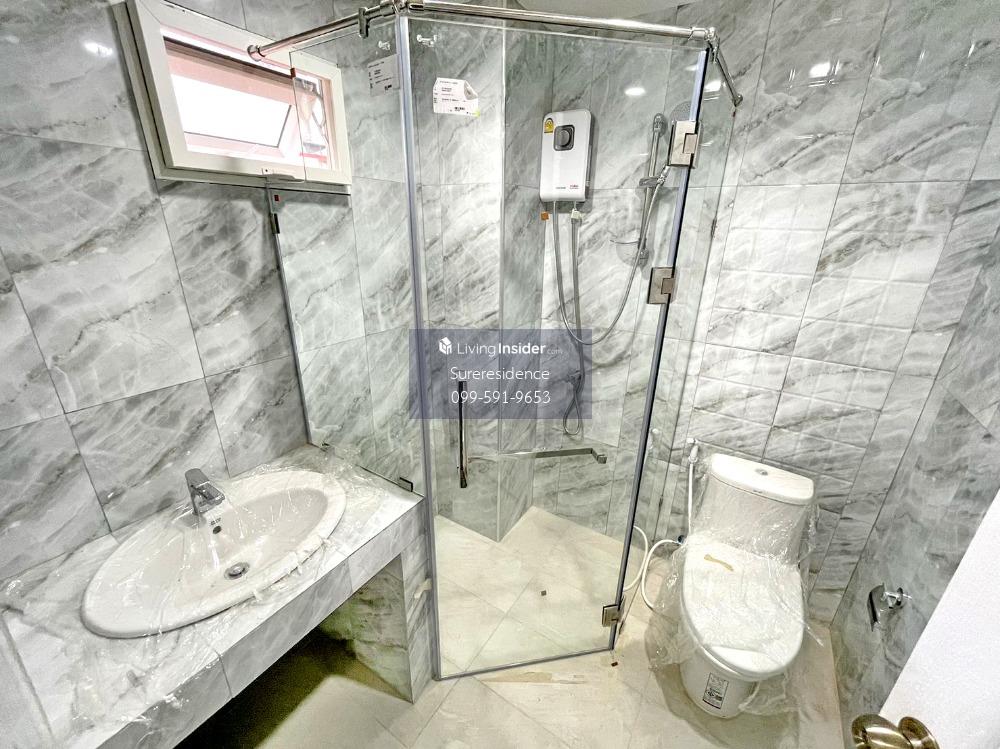 ให้เช่าโฮมออฟฟิศรัชดา ห้วยขวาง : HK0068😊จดบริษัทได้ For RENT ให้เช่า โฮมออฟฟิศ 3 ชั้น🚪3 ห้องนอน🚄ใกล้ MRT ห้วยขวาง🔔พื้นที่บ้าน:16ตร.วา🔔พื้นที่ใช้สอย:160ตร.ม.💲เช่า:45,000฿📞O99-5919653,O65-9423251✅LineID:@sureresidence