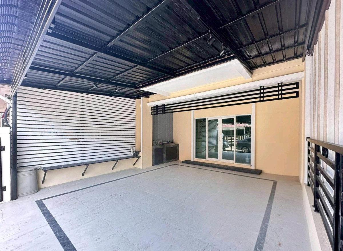 ขายทาวน์โฮมพระราม 5 ราชพฤกษ์ บางกรวย : ทาวน์โฮมรีโนเวทใหม่ย่านราชพฤกษ์