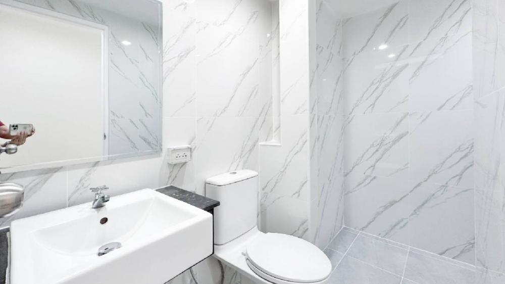 ขายคอนโดโชคชัย4 ลาดพร้าว71 : 🌟 **เปิดประสบการณ์การอยู่อาศัยที่แตกต่าง ณ I-Zen เอกมัย-รามอินทรา (นาคนิวาส 45)** 🌟