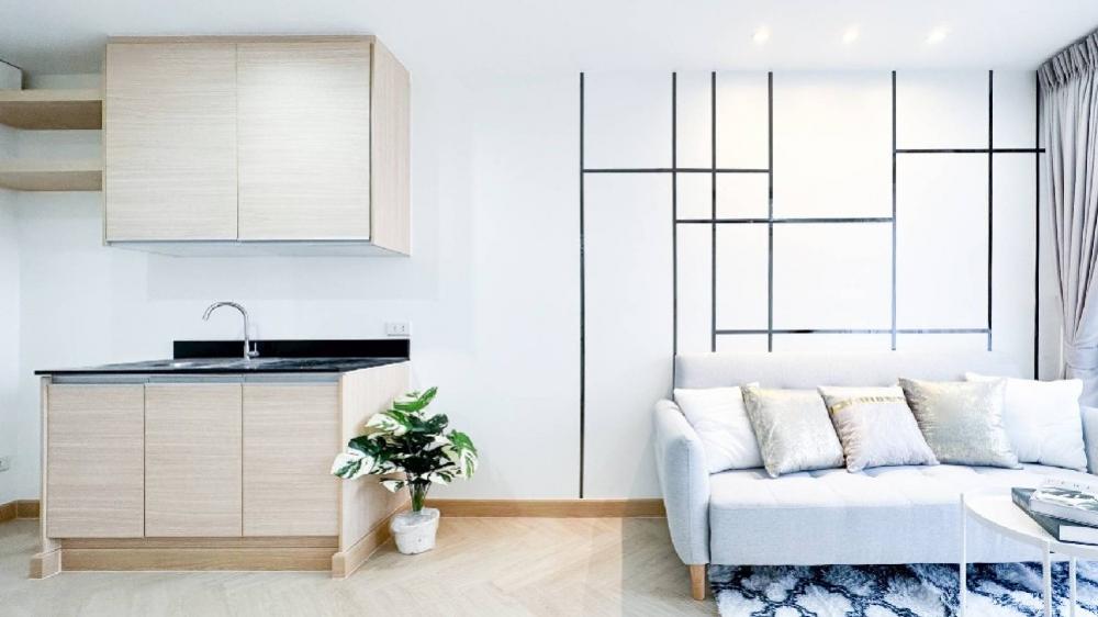 ขายคอนโดโชคชัย4 ลาดพร้าว71 : 🌟 **เปิดประสบการณ์การอยู่อาศัยที่แตกต่าง ณ I-Zen เอกมัย-รามอินทรา (นาคนิวาส 45)** 🌟