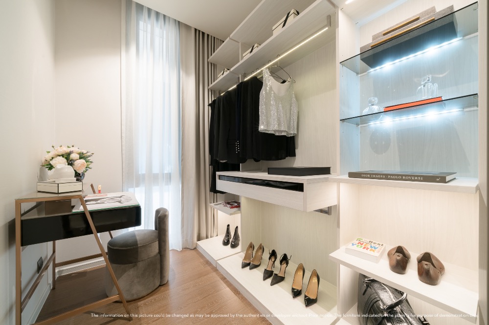 For SaleCondoWitthayu, Chidlom, Langsuan, Ploenchit : 𝐅𝐎𝐑 𝐒𝐀𝐋𝐄 🔥🔥Room for sale 𝙈𝙪𝙣𝙞𝙦 𝙇𝙖𝙣𝙜𝙨𝙪𝙖𝙣 ; 𝟑 𝐁𝐞𝐝𝐫𝐨 𝐨𝐦, 3 Bath, Size 128.04 sqm. , Price 𝟓𝟒.𝟏𝟎 MB Contact Khun Nat 𝟎𝟗𝟓𝟗𝟒𝟏𝟓𝟗𝟗𝟗