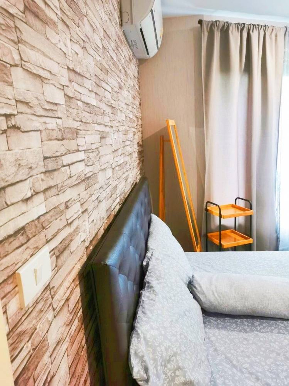 For RentCondoPattanakan, Srinakarin : Condo for rent, Rich park@triple station, ready to move in, hurry to reserve.