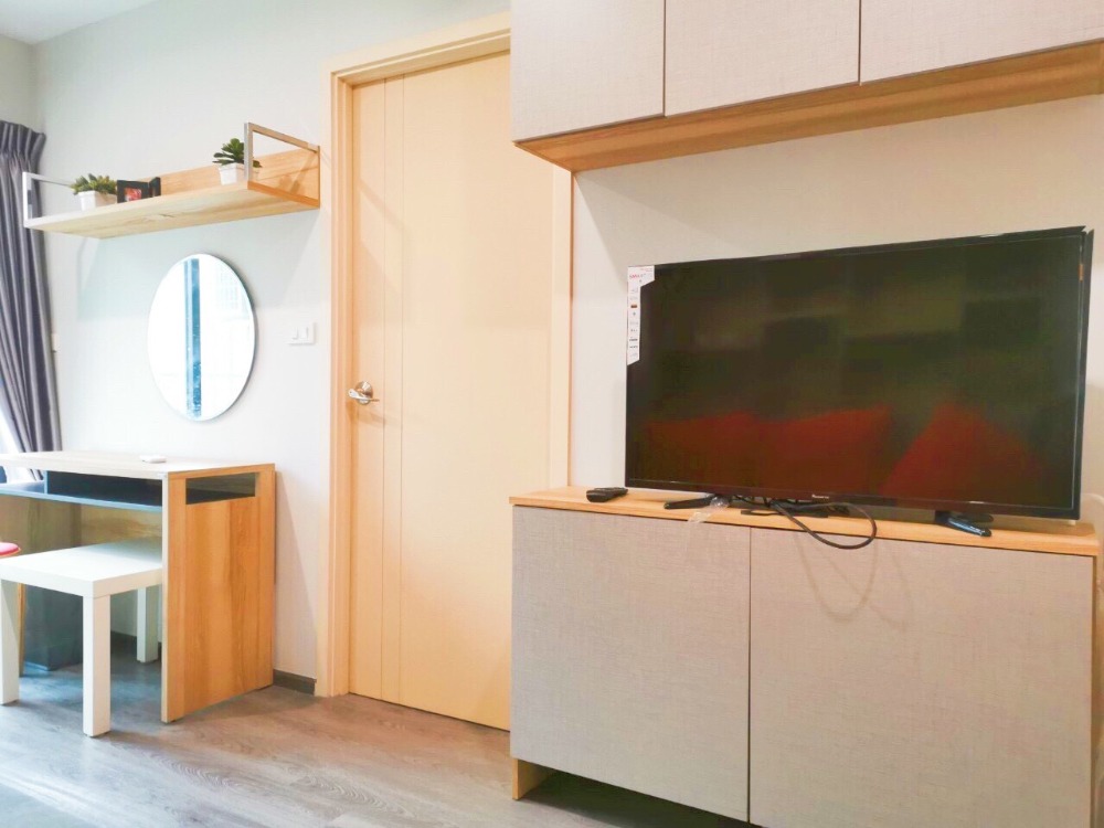 For RentCondoPattanakan, Srinakarin : for rent, Rich park@triple station, beautiful room, ready to move in, hurry to reserve.