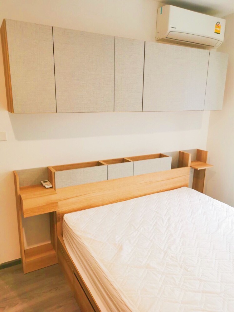 For RentCondoPattanakan, Srinakarin : for rent, Rich park@triple station, beautiful room, ready to move in, hurry to reserve.