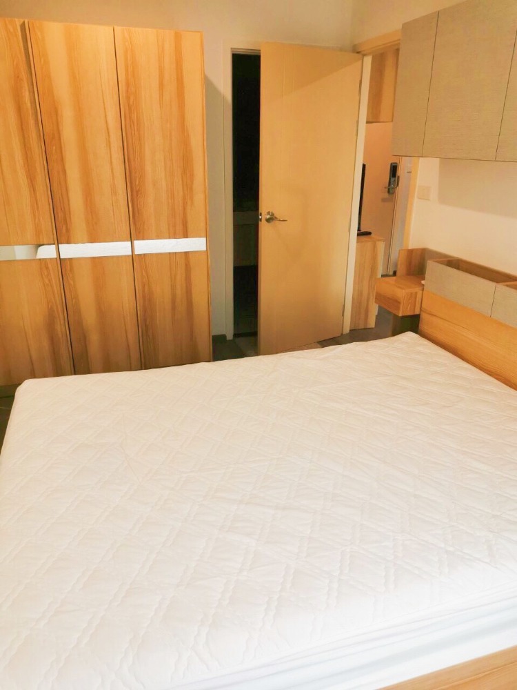 For RentCondoPattanakan, Srinakarin : for rent, Rich park@triple station, beautiful room, ready to move in, hurry to reserve.