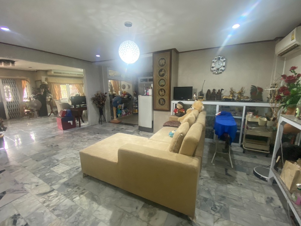 ขายบ้านพัทยา บางแสน ชลบุรี สัตหีบ : ขายบ้านเดี่ยว ขนาด 106 ตร.ว 2 ชั้น 5 ห้องนอน 3 ห้องน้ำ หมู่บ้าน สามมุขธานี (S03-1720)