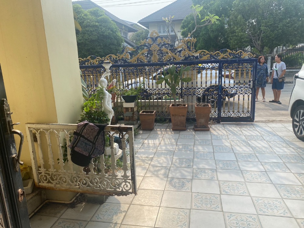 ขายบ้านพัทยา บางแสน ชลบุรี สัตหีบ : ขายบ้านเดี่ยว ขนาด 106 ตร.ว 2 ชั้น 5 ห้องนอน 3 ห้องน้ำ หมู่บ้าน สามมุขธานี (S03-1720)