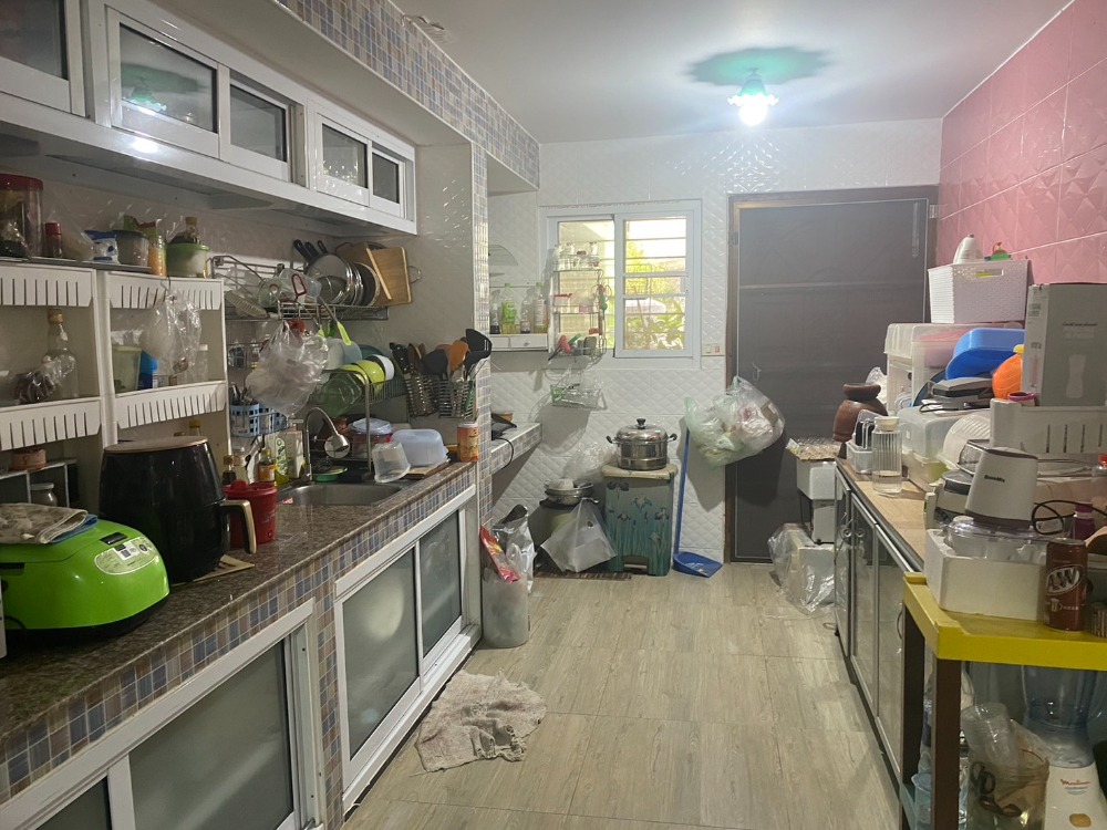 ขายบ้านพัทยา บางแสน ชลบุรี สัตหีบ : ขายบ้านเดี่ยว ขนาด 106 ตร.ว 2 ชั้น 5 ห้องนอน 3 ห้องน้ำ หมู่บ้าน สามมุขธานี (S03-1720)