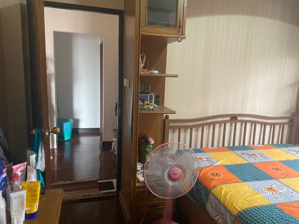 ขายบ้านพัทยา บางแสน ชลบุรี สัตหีบ : ขายบ้านเดี่ยว ขนาด 106 ตร.ว 2 ชั้น 5 ห้องนอน 3 ห้องน้ำ หมู่บ้าน สามมุขธานี (S03-1720)