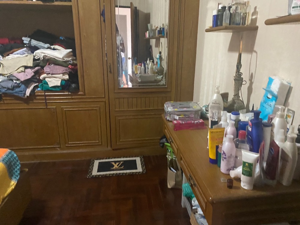 ขายบ้านพัทยา บางแสน ชลบุรี สัตหีบ : ขายบ้านเดี่ยว ขนาด 106 ตร.ว 2 ชั้น 5 ห้องนอน 3 ห้องน้ำ หมู่บ้าน สามมุขธานี (S03-1720)