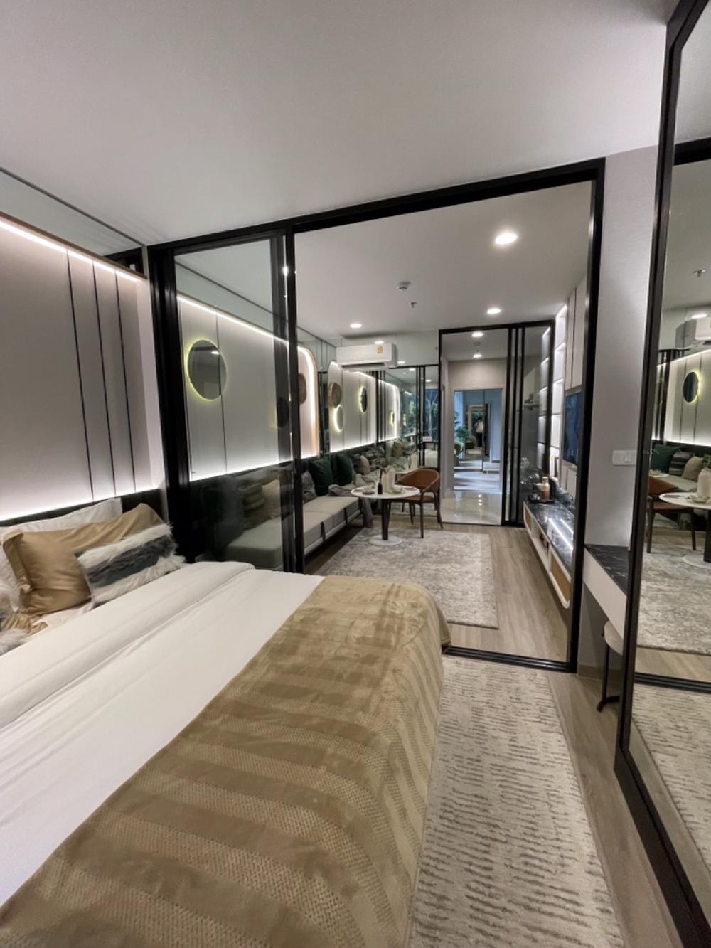 ขายดาวน์คอนโดสุขุมวิท อโศก ทองหล่อ : Sale Down,  near BTS CUTURE THONGLOR condo, Unit 17-17, floor 17, Simplex type ,NW direction (city view)