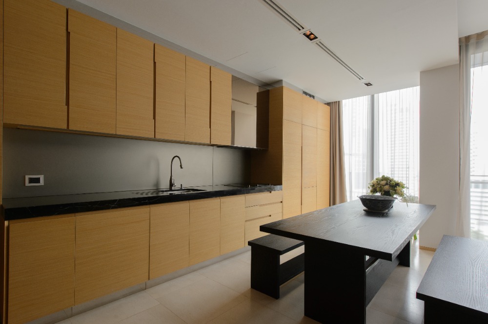 ขายคอนโดสีลม ศาลาแดง บางรัก : ขาย Saladaeng Residences พร้อมอยู่ (S15-16059)