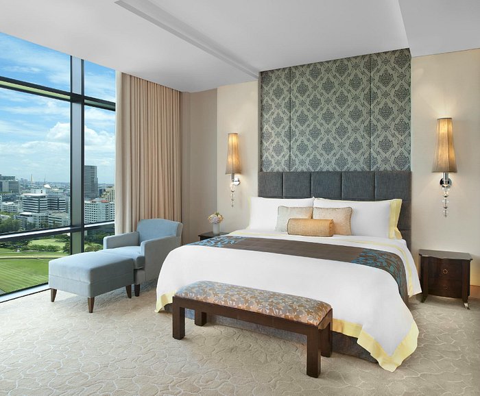 ขายคอนโดวิทยุ ชิดลม หลังสวน : 𝐅𝐎𝐑 𝐒𝐀𝐋𝐄 🔥🔥ขายห้อง 𝐒𝐭. 𝐑𝐞𝐠𝐢𝐬 𝐑𝐞𝐬𝐢𝐝𝐞𝐧𝐜𝐞𝐬 𝐁𝐚𝐧𝐠𝐤𝐨𝐤 ; 𝟑 𝐁𝐞𝐝𝐫𝐨𝐨𝐦, 4 Bath, Size 440 sqm. , Price 𝟏𝟒𝟎 MB ติดต่อคุณณัฐ 𝟎𝟗𝟓𝟗𝟒𝟏𝟓𝟗𝟗𝟗