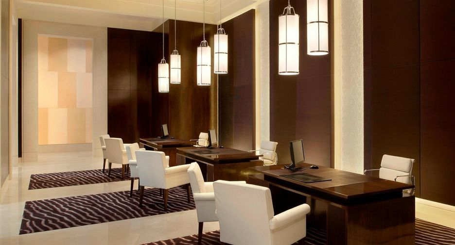 ขายคอนโดวิทยุ ชิดลม หลังสวน : 𝐅𝐎𝐑 𝐒𝐀𝐋𝐄 🔥🔥ขายห้อง 𝐒𝐭. 𝐑𝐞𝐠𝐢𝐬 𝐑𝐞𝐬𝐢𝐝𝐞𝐧𝐜𝐞𝐬 𝐁𝐚𝐧𝐠𝐤𝐨𝐤 ; 𝟑 𝐁𝐞𝐝𝐫𝐨𝐨𝐦, 4 Bath, Size 440 sqm. , Price 𝟏𝟒𝟎 MB ติดต่อคุณณัฐ 𝟎𝟗𝟓𝟗𝟒𝟏𝟓𝟗𝟗𝟗