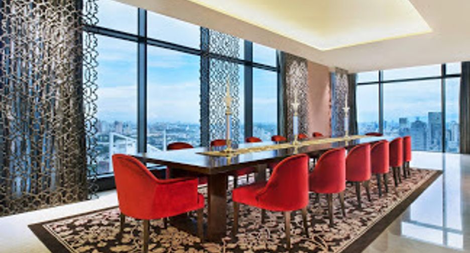 ขายคอนโดวิทยุ ชิดลม หลังสวน : 𝐅𝐎𝐑 𝐒𝐀𝐋𝐄 🔥🔥ขายห้อง 𝐒𝐭. 𝐑𝐞𝐠𝐢𝐬 𝐑𝐞𝐬𝐢𝐝𝐞𝐧𝐜𝐞𝐬 𝐁𝐚𝐧𝐠𝐤𝐨𝐤 ; 𝟑 𝐁𝐞𝐝𝐫𝐨𝐨𝐦, 4 Bath, Size 440 sqm. , Price 𝟏𝟒𝟎 MB ติดต่อคุณณัฐ 𝟎𝟗𝟓𝟗𝟒𝟏𝟓𝟗𝟗𝟗