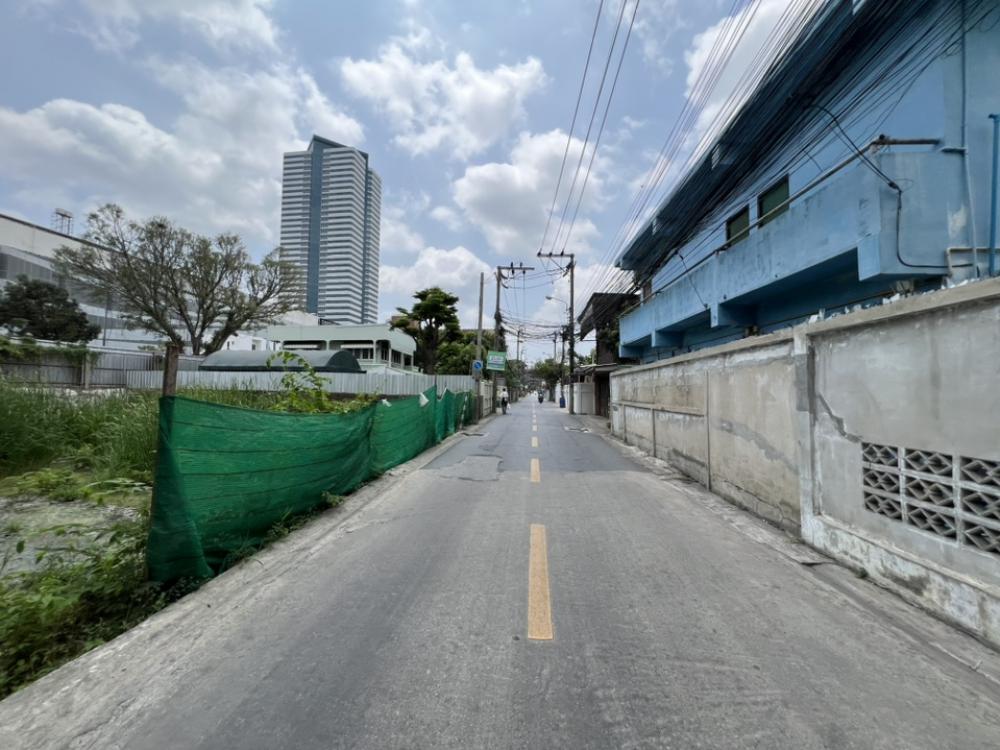 For SaleLandBangna, Bearing, Lasalle : Land for sale behind Central Bangna, total 157 square wah