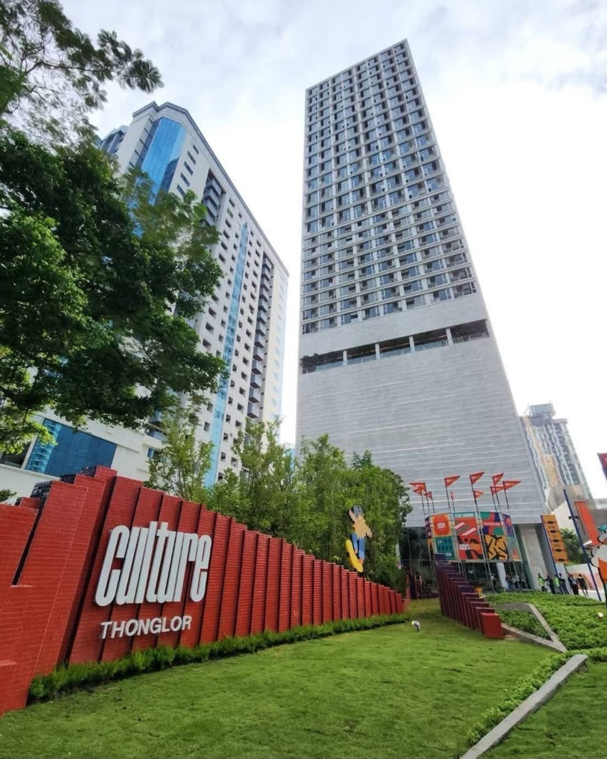 ขายดาวน์คอนโดสุขุมวิท อโศก ทองหล่อ : CUTURE THONGLOR, Condo for Sale Down,  near BTS (300m), Unit 17-17, floor 17, Simplex type ,NW direction (city view)