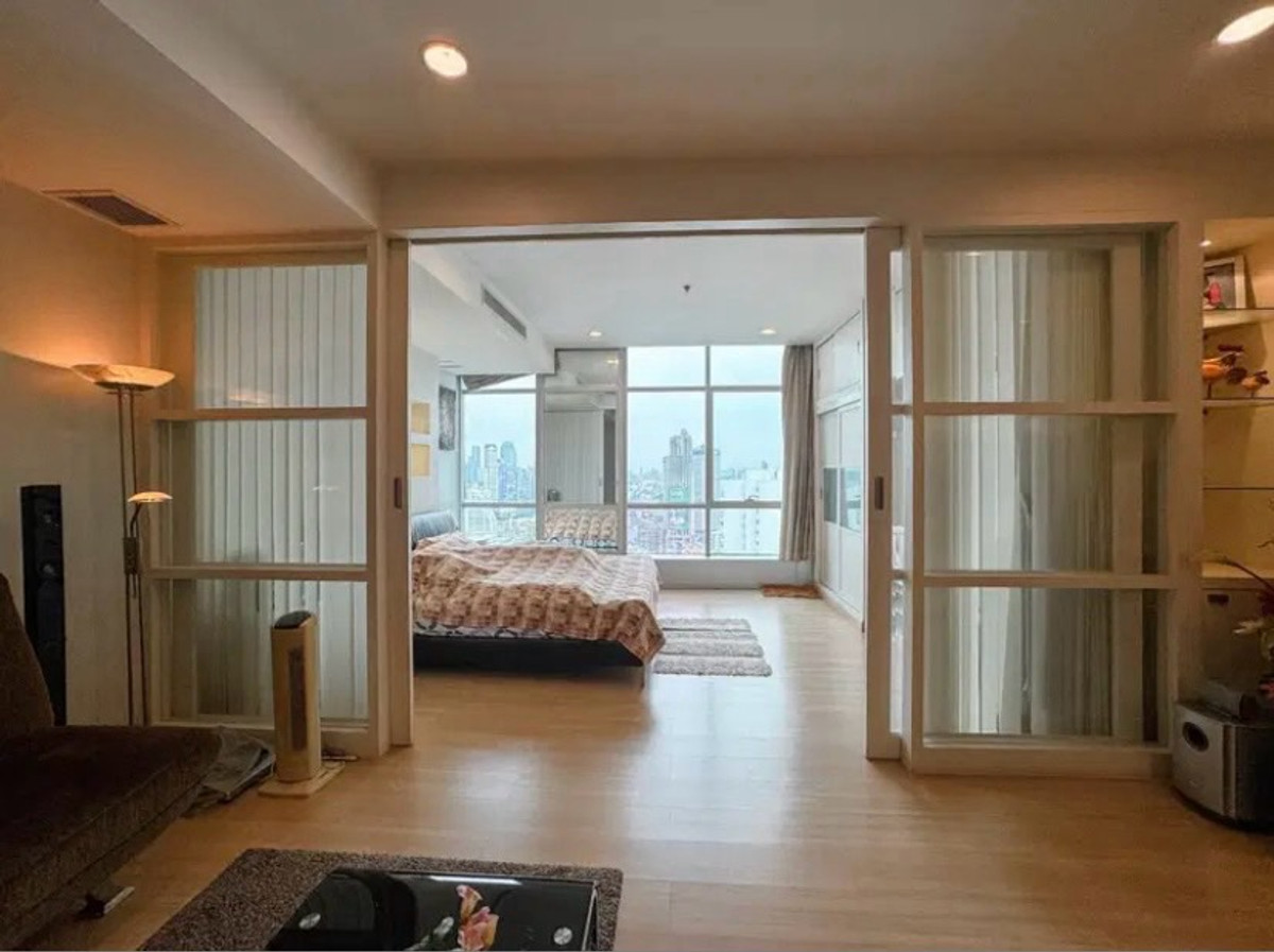 ขายคอนโดวงเวียนใหญ่ เจริญนคร : 📢👇Very good deal for 1 bed near Icon Siam , Sena fest community mall, relaxing with unblocked river view, fully furnished.