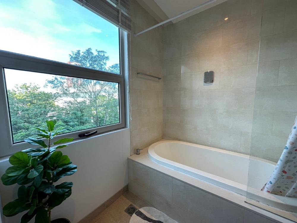 For RentCondoSathorn, Narathiwat : 🌇🔥 3 Bedrooms The Lofts Yennakart  condo for rent - Yen Akat Road