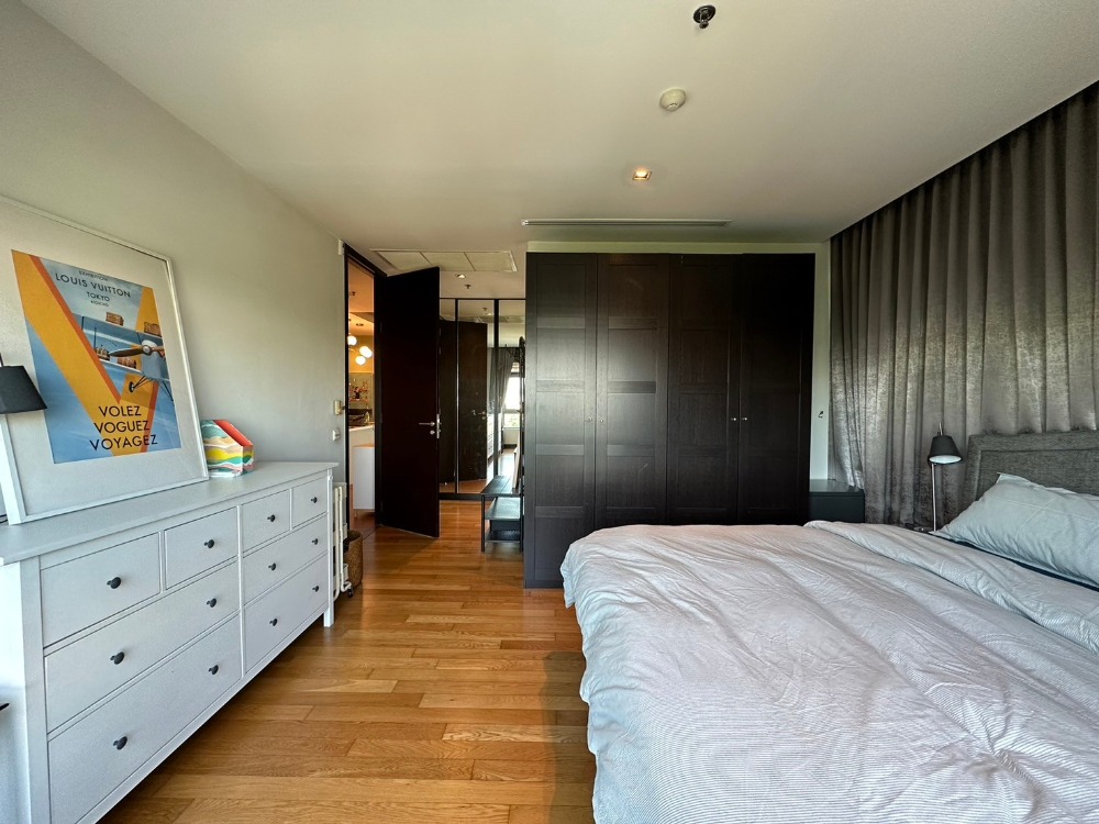 For RentCondoSathorn, Narathiwat : 🌇🔥 3 Bedrooms The Lofts Yennakart  condo for rent - Yen Akat Road