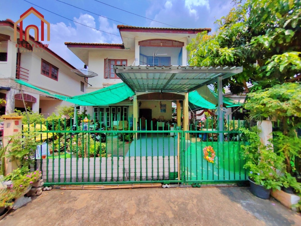 For SaleHousePathum Thani,Rangsit, Thammasat : For sale, 2-story detached house, Pornthisan Village 8, Thanyaburi - Wang Noi Road, house in a good position, nice to live in.