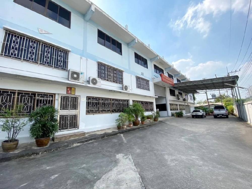 For SaleFactoryMahachai Samut Sakhon : 📢[For Sale] Factory for sale with warehouse, office and worker accommodation, 2 rai, Khlong Si Wa, Samut Sakhon✨️ #Samut Sakhon Factory