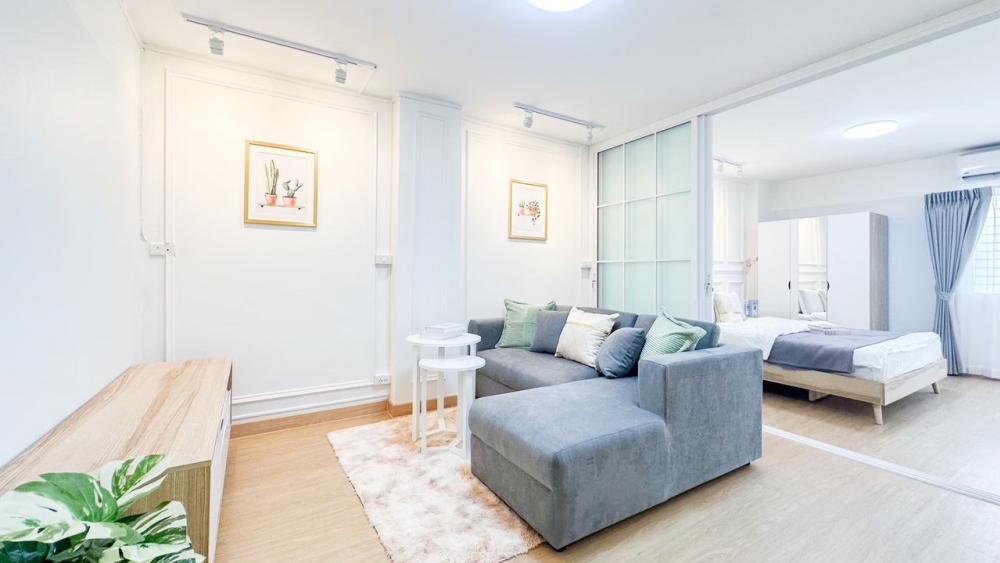 For SaleCondoRatchadapisek, Huaikwang, Suttisan : What kind of happiness is the same as being at Phrayas house...🥰🥰 Condo in the heart of Ratchada, very accessible price 🏡🏠 Baan Phraya Phirom Condo, Ratchada 36🔆🔆🔆🔆