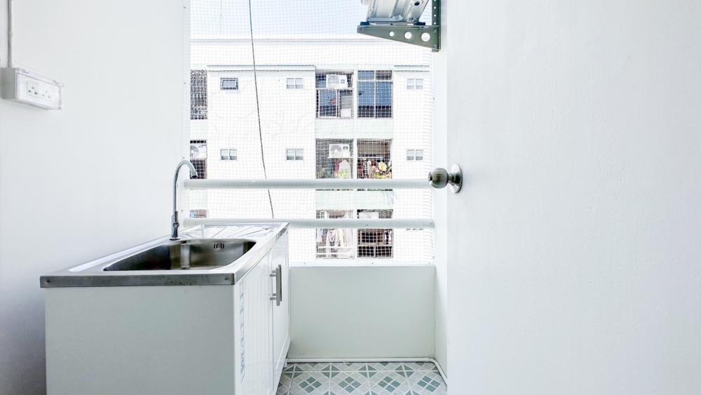 For SaleCondoRatchadapisek, Huaikwang, Suttisan : What kind of happiness is the same as being at Phrayas house...🥰🥰 Condo in the heart of Ratchada, very accessible price 🏡🏠 Baan Phraya Phirom Condo, Ratchada 36🔆🔆🔆🔆