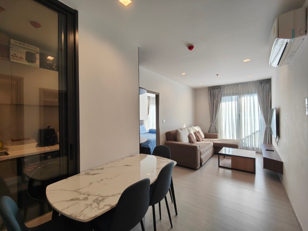 ขายคอนโดพระราม 9 เพชรบุรีตัดใหม่ RCA : (โควต้าต่างชาติ) Life Asoke Hype 2ห้องนอน2ห้องน้ำ ตกแต่งบิวท์อิน พร้อมเข้าอยู่