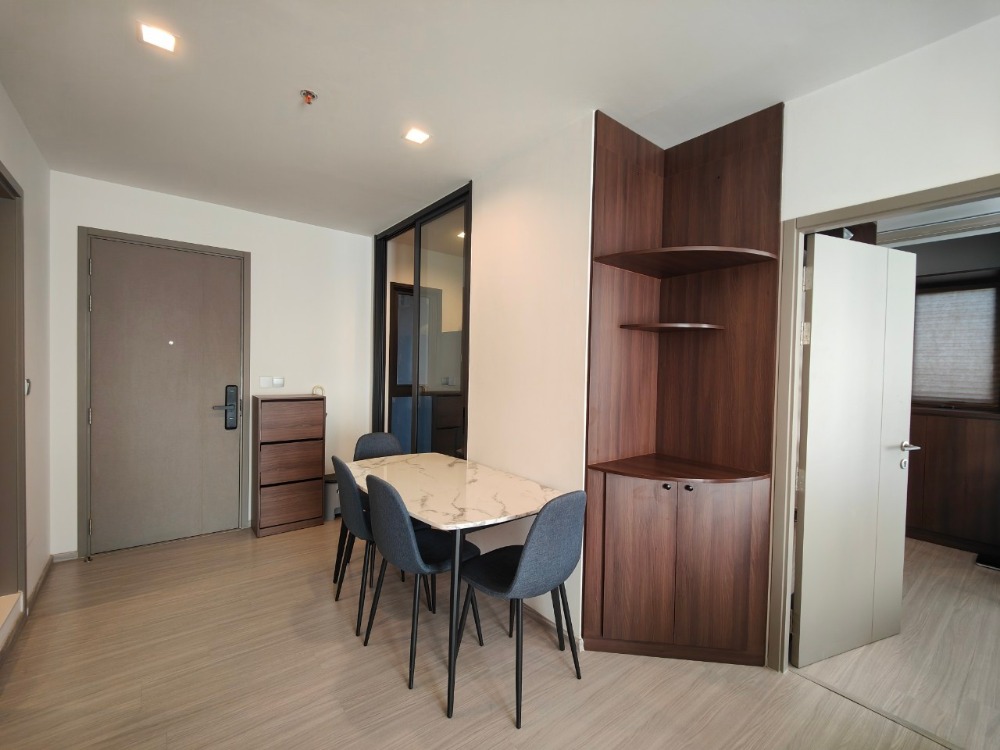 ขายคอนโดพระราม 9 เพชรบุรีตัดใหม่ RCA : (โควต้าต่างชาติ) Life Asoke Hype 2ห้องนอน2ห้องน้ำ ตกแต่งบิวท์อิน พร้อมเข้าอยู่