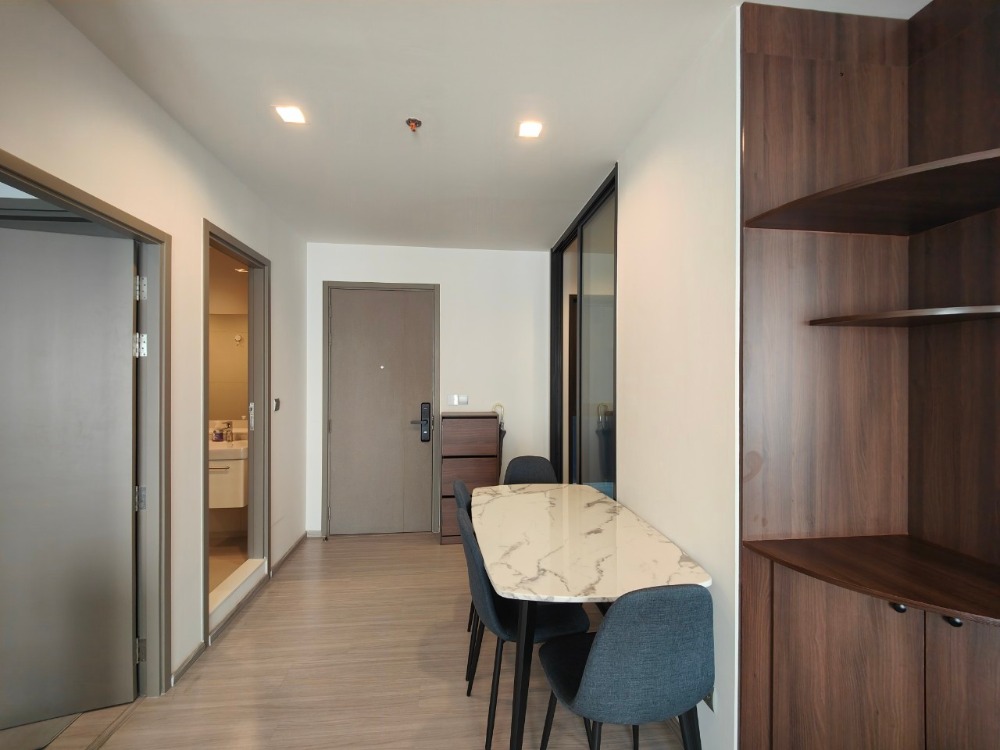 ขายคอนโดพระราม 9 เพชรบุรีตัดใหม่ RCA : (โควต้าต่างชาติ) Life Asoke Hype 2ห้องนอน2ห้องน้ำ ตกแต่งบิวท์อิน พร้อมเข้าอยู่