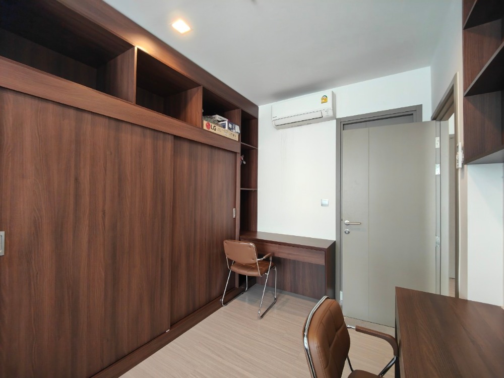 ขายคอนโดพระราม 9 เพชรบุรีตัดใหม่ RCA : (โควต้าต่างชาติ) Life Asoke Hype 2ห้องนอน2ห้องน้ำ ตกแต่งบิวท์อิน พร้อมเข้าอยู่