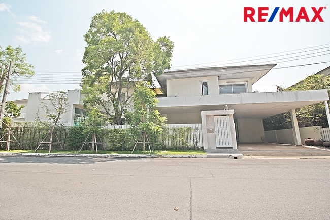 For SaleHouseRattanathibet, Sanambinna : Single house for sale, Noble Tara Ngamwongwan, Rattanathibet, Khae Rai, village next to MRT Purple Line, Bang Kraso Station. Near Central Rattanathibet